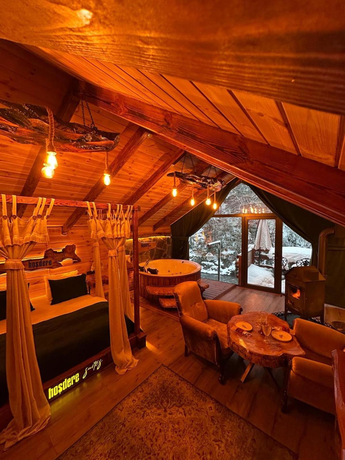 Hosdere Lodge *